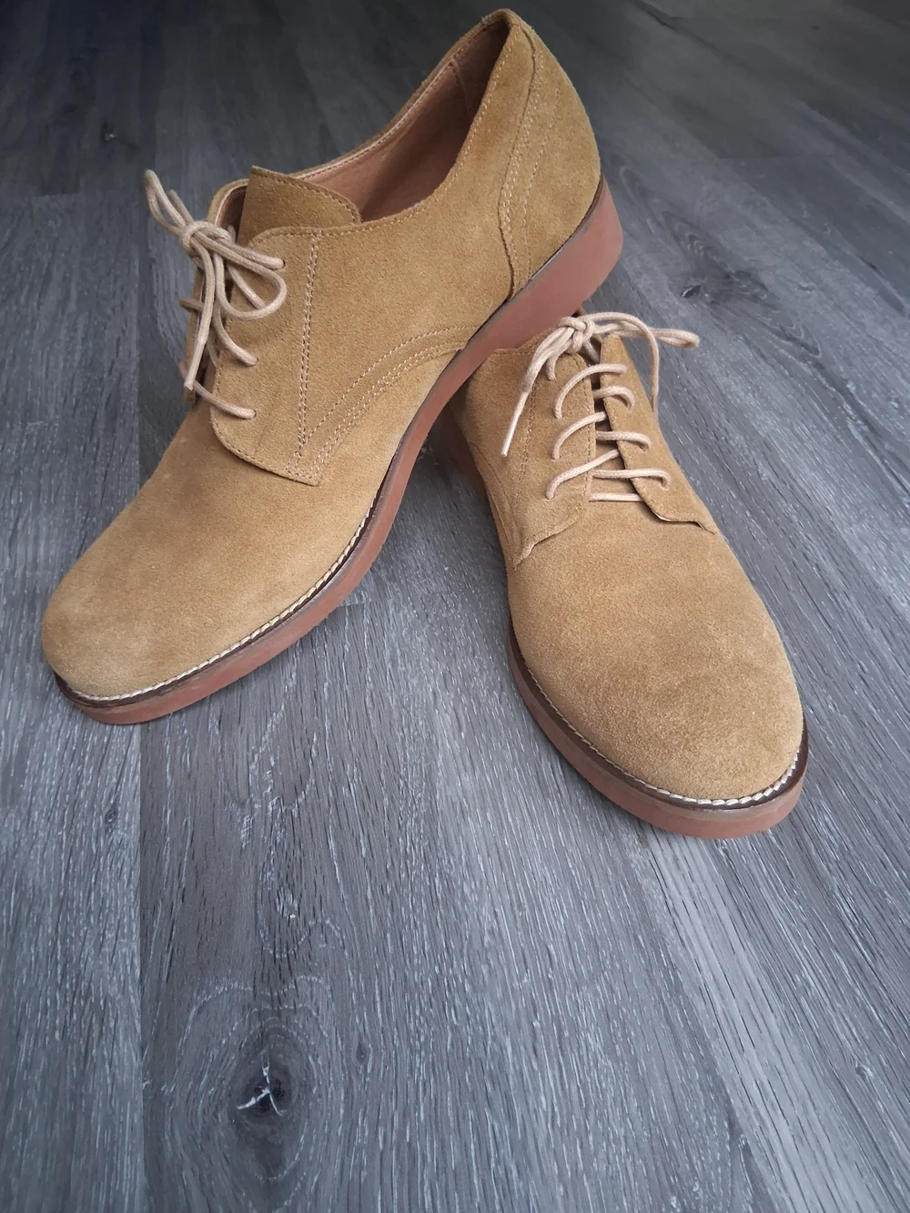 G.H. Bass & Co. Men's Suede Derby Shoes in Tan Size 10 M